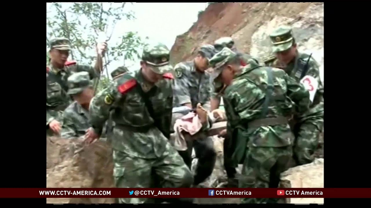 Premier Li urges rescue as top priority in earthquake relief