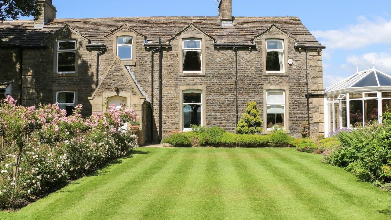 Manor House, Accrington, United Kingdom | Travel With Kiara