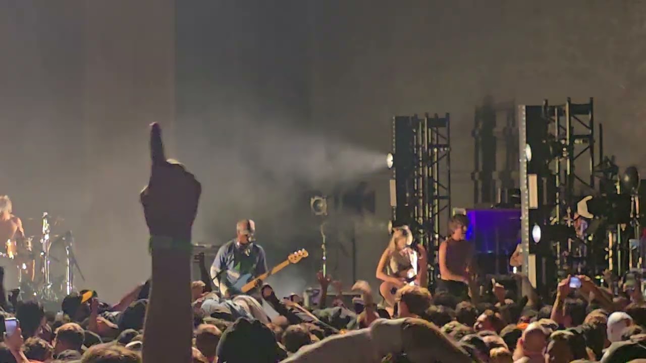 Turnstile ( Sunshower ) Live at Mesa Amphitheater  10/11/2025