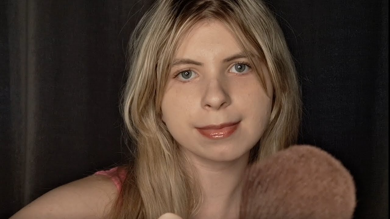 ASMR Doing your makeup (w/ Sound effects) 💄