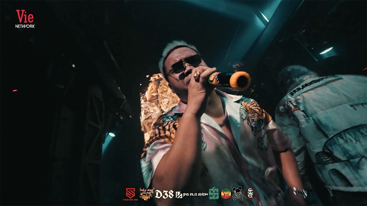 S&agrave;i G&ograve;n C&oacute; Em | Blacka x Arthur | Live Performance