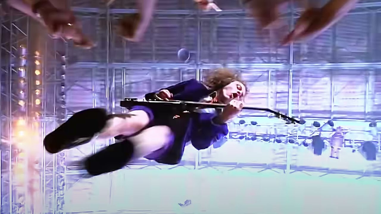 Angus Young Isolated (Big Gun)