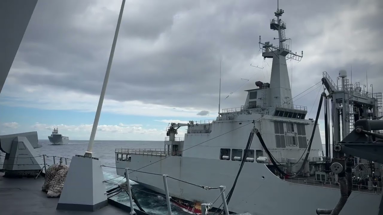 Rifornimento in mare dell'Andrea Doria