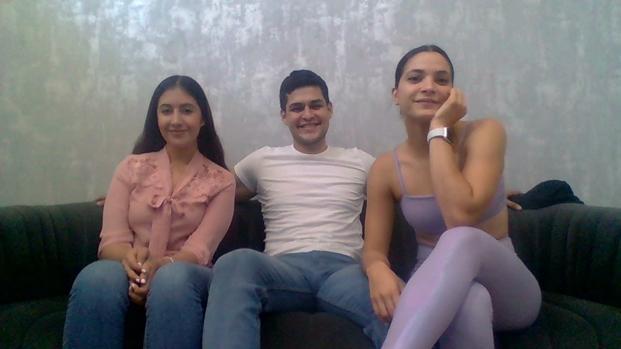 Queremos saludarlos 😍 Elsa, Adan y Jaqueline