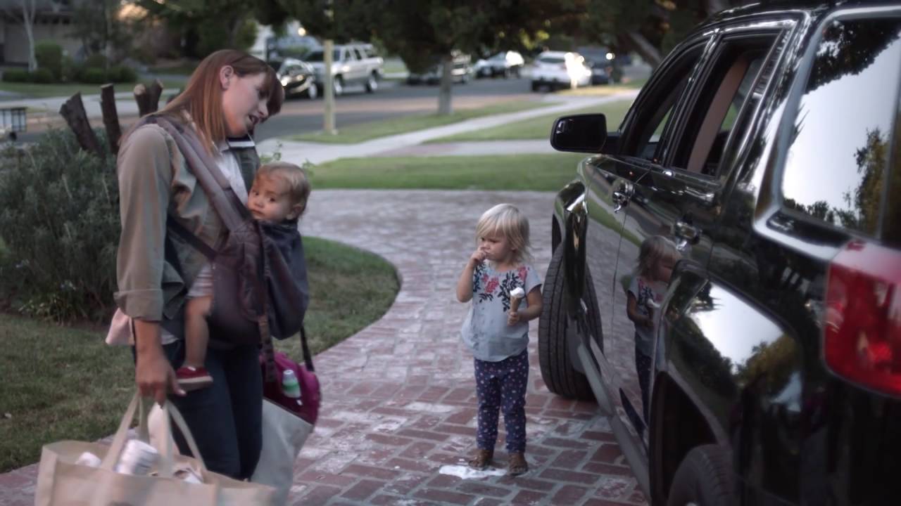 Sava Robinson, Cordelia Skye, & Vienna Bourgault - Aldi
