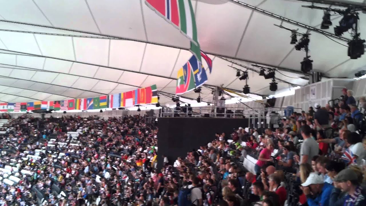 Walking to the top of Olympic Stadium London 2012 on 5th August HD