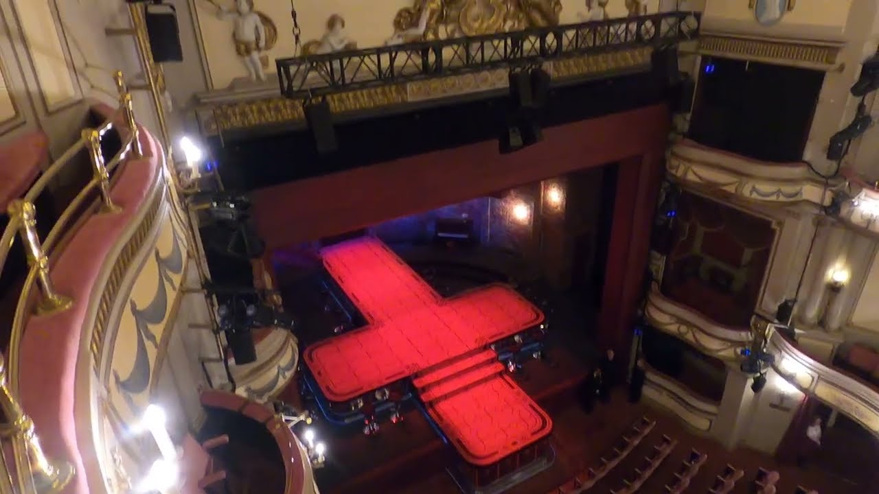 No&euml;l Coward Theatre London ( West End Theatre)