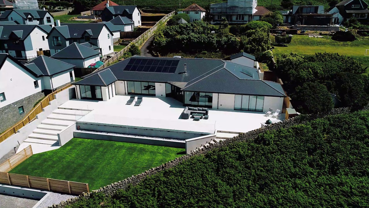 PrimaPorcelain Paving: Coastal Home in South Wales
