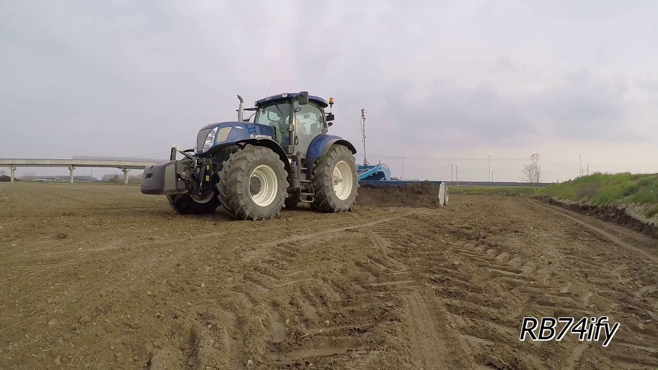 New Holland T7.270, T7.210 Blue Power & T6.175 - Rice Fields Leveling 2016