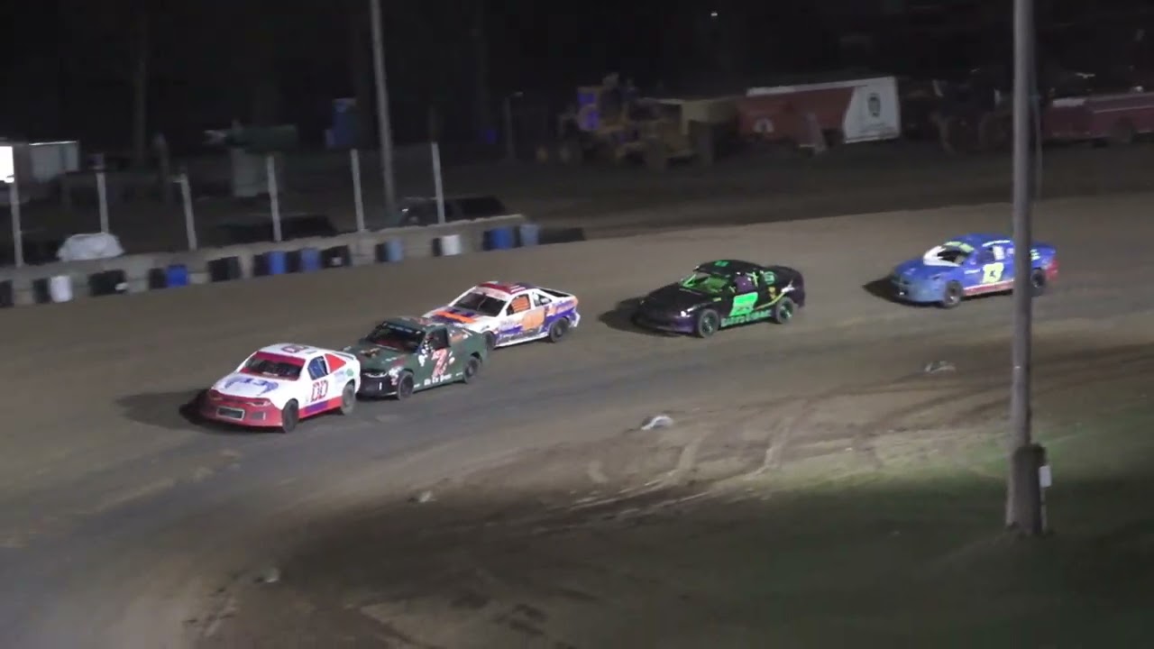 Flinn Stock A-Feature at Crystal Motor Speedway, Michigan on 04-23-2022!!