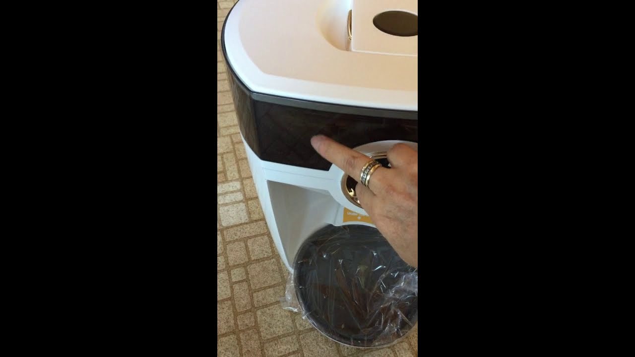 I Got The Feeder Robot! My Unpacking & Review