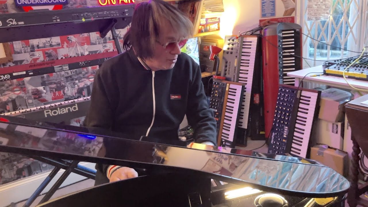 STARFAVOR REVERIE Digital Grand Piano Demo & Review By Terry Miles