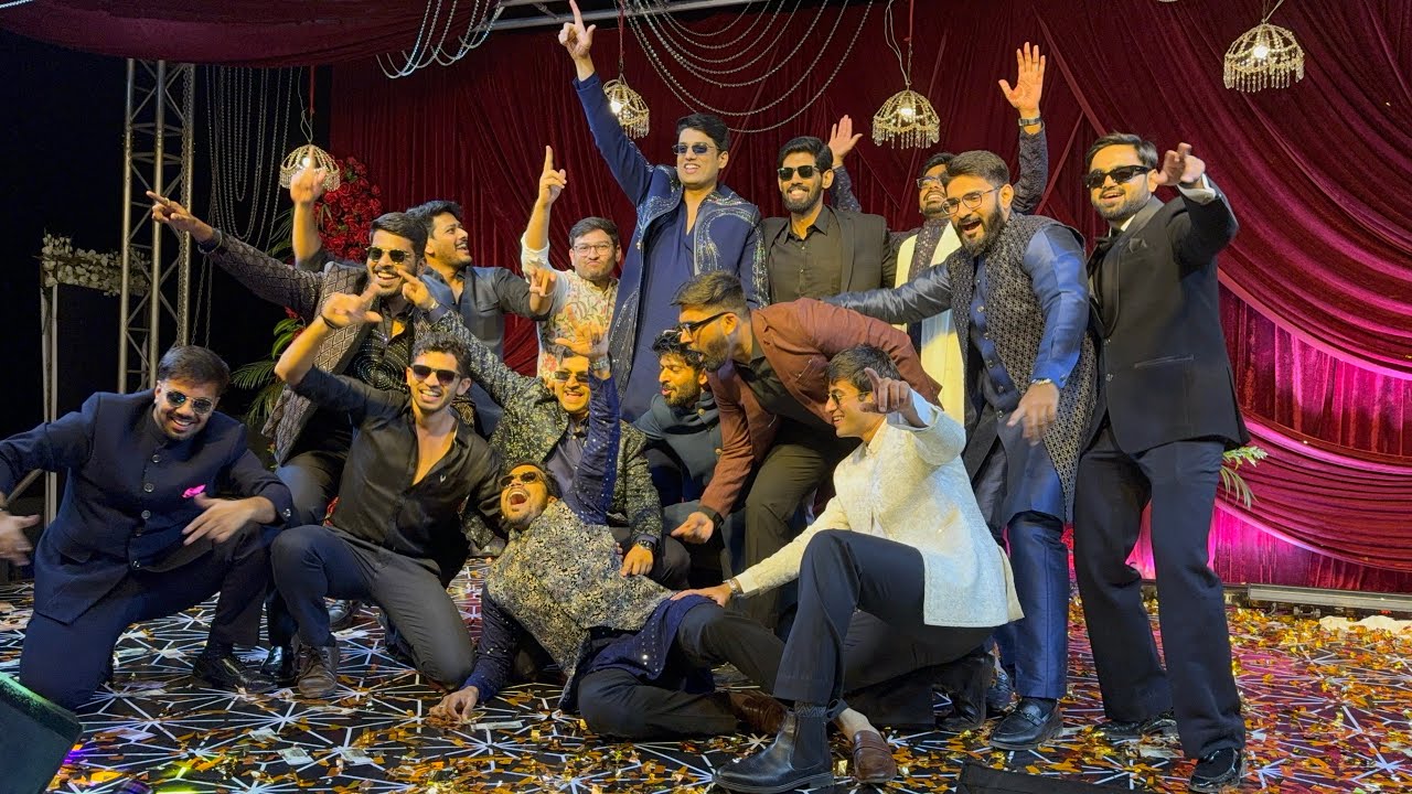 Groom Friends Dance | Wedding Dance | Hiren Chauhan | Pump it up dance studio 