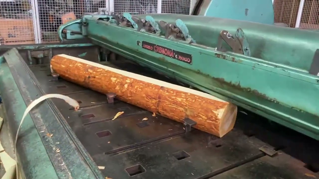Horizontal veneer slicer Angelo Cremona Figlio for SALE