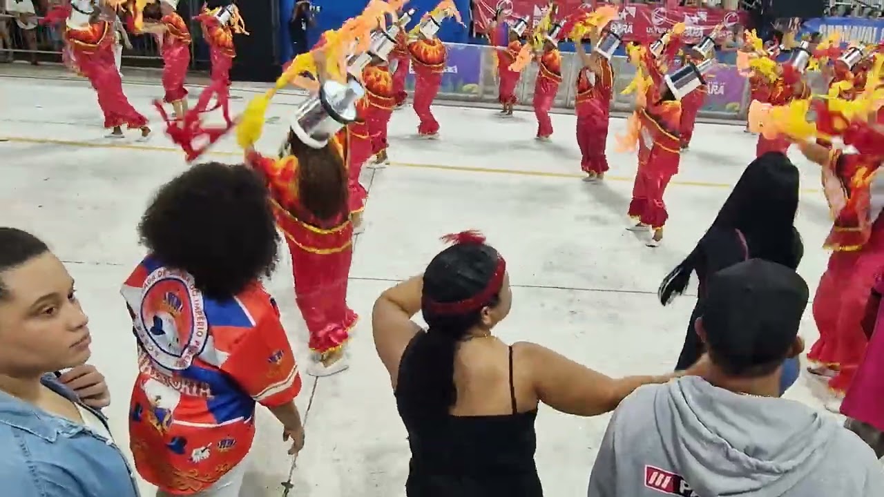 Desfile da Escola de Samba Embaixada do Samba do Império Pedreirense 2026