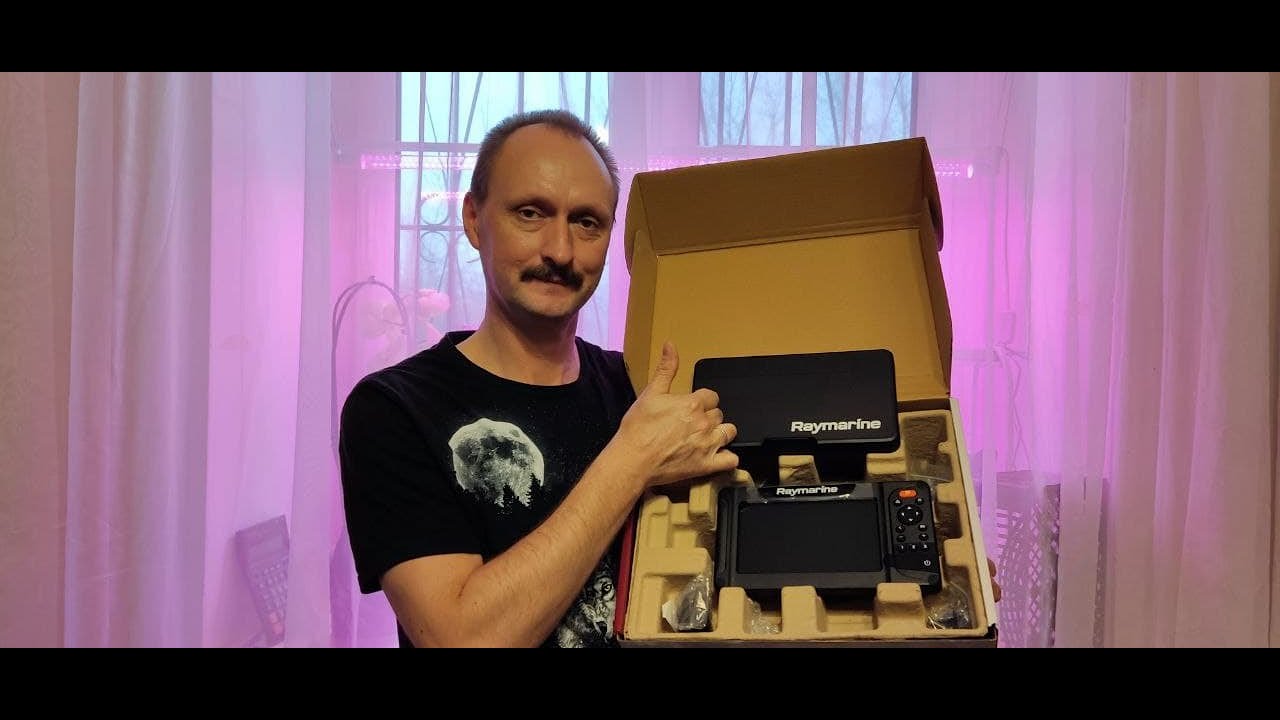 Покупка эхолота  Raymarine Element 7 HV