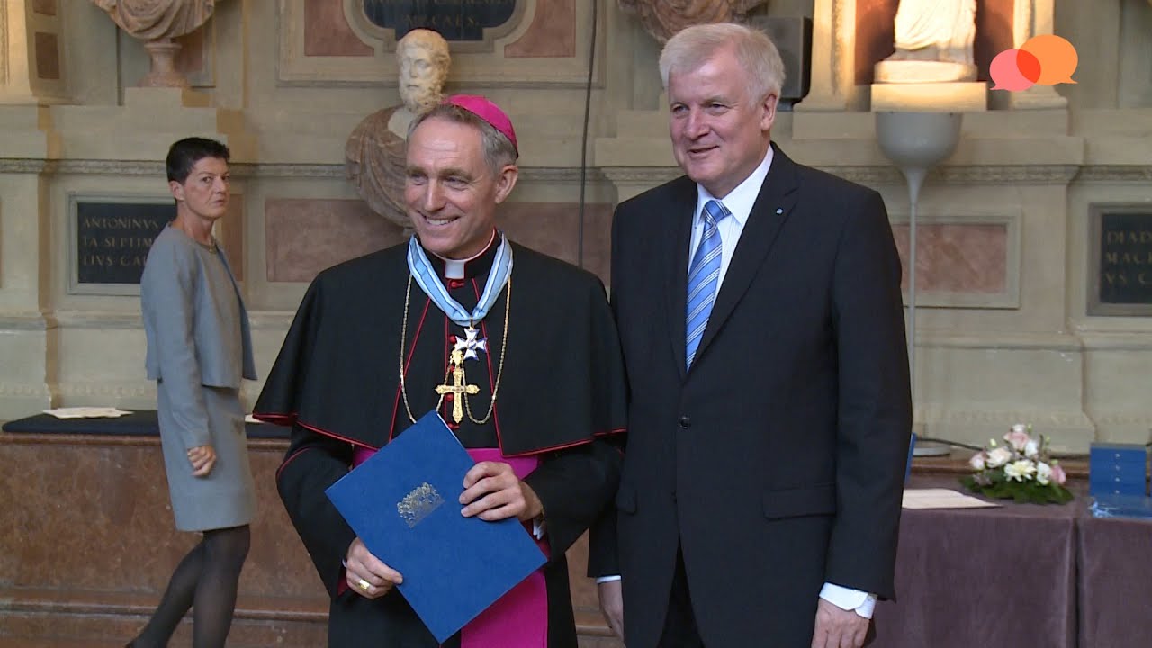 Bayerischer Verdienstorden für Papst Sekretär Georg Gänswein