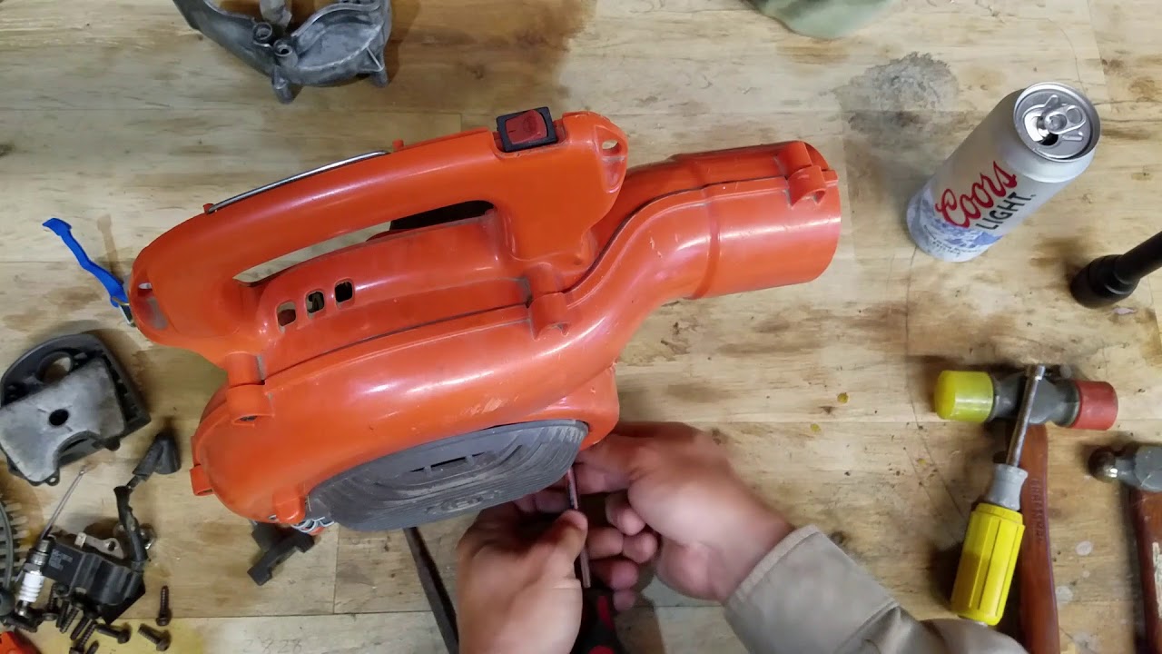 Husqvarna 125b blower disassembly and repair.  This thing really blows