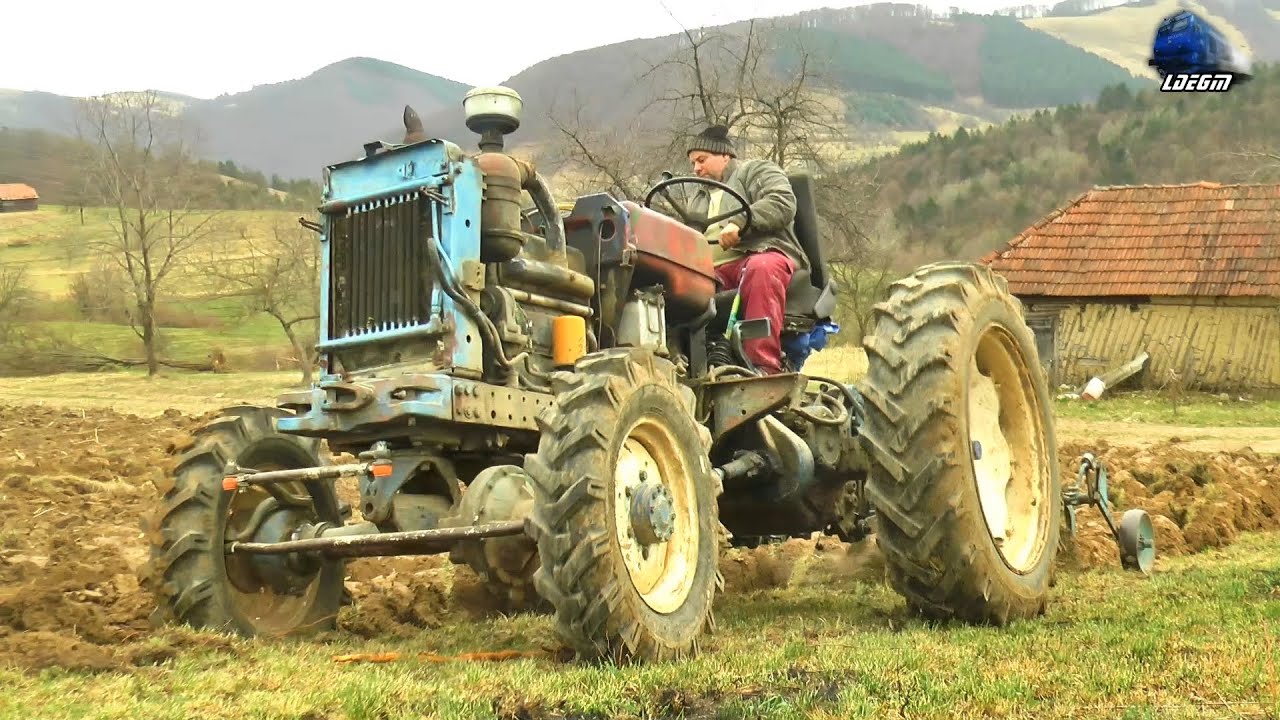 UTB 651M Decapotabil 🚜⚙💥💨 la Arat pe un Teren Dificil