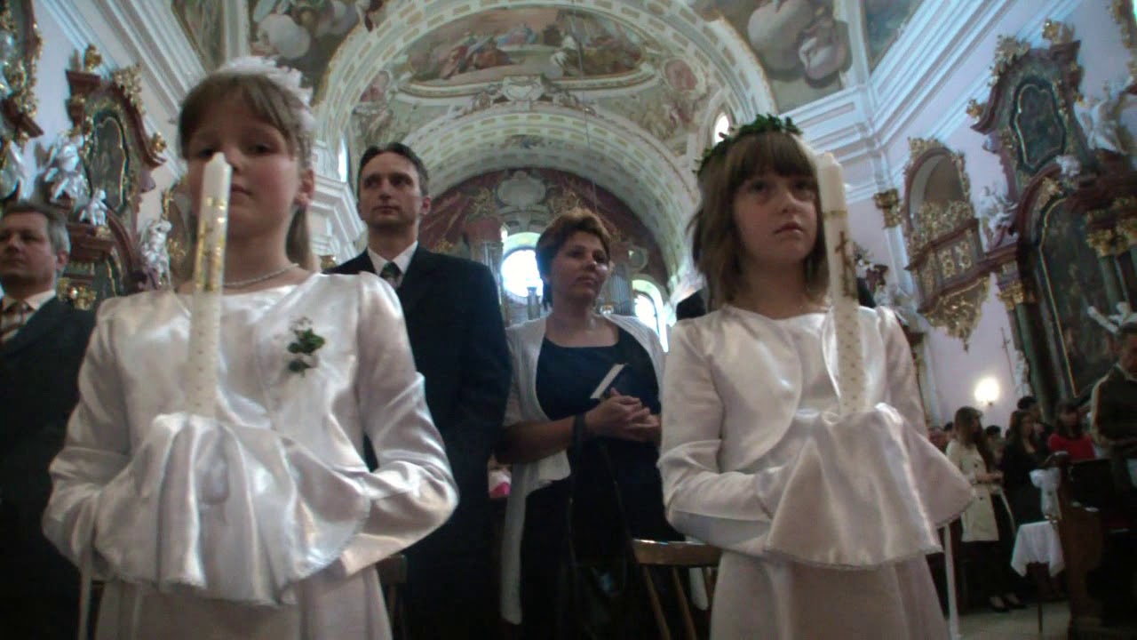 První svaté přijímání (2013)