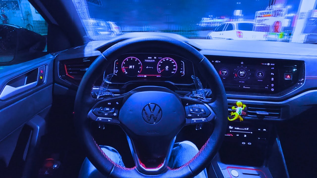 rolê noturno chuvoso: esqueça seus problemas e se deixe levar..