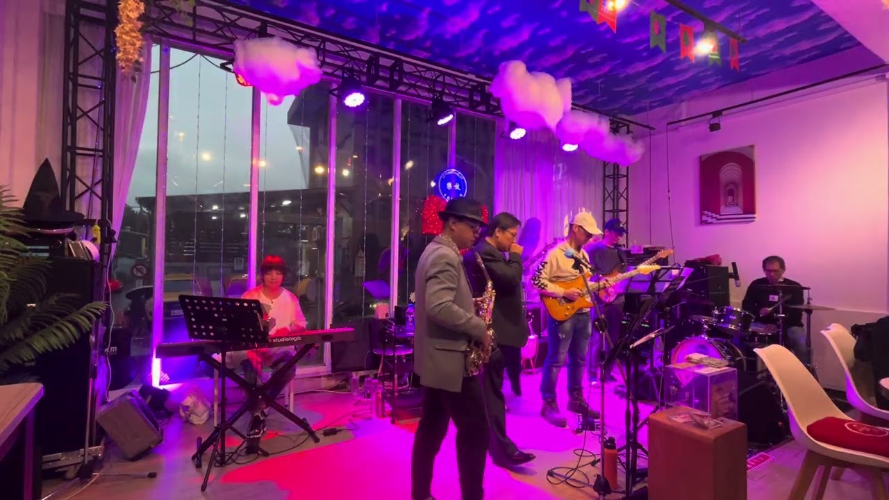Wave Fly Band December 2025淡水樂放音樂餐廳公益演出