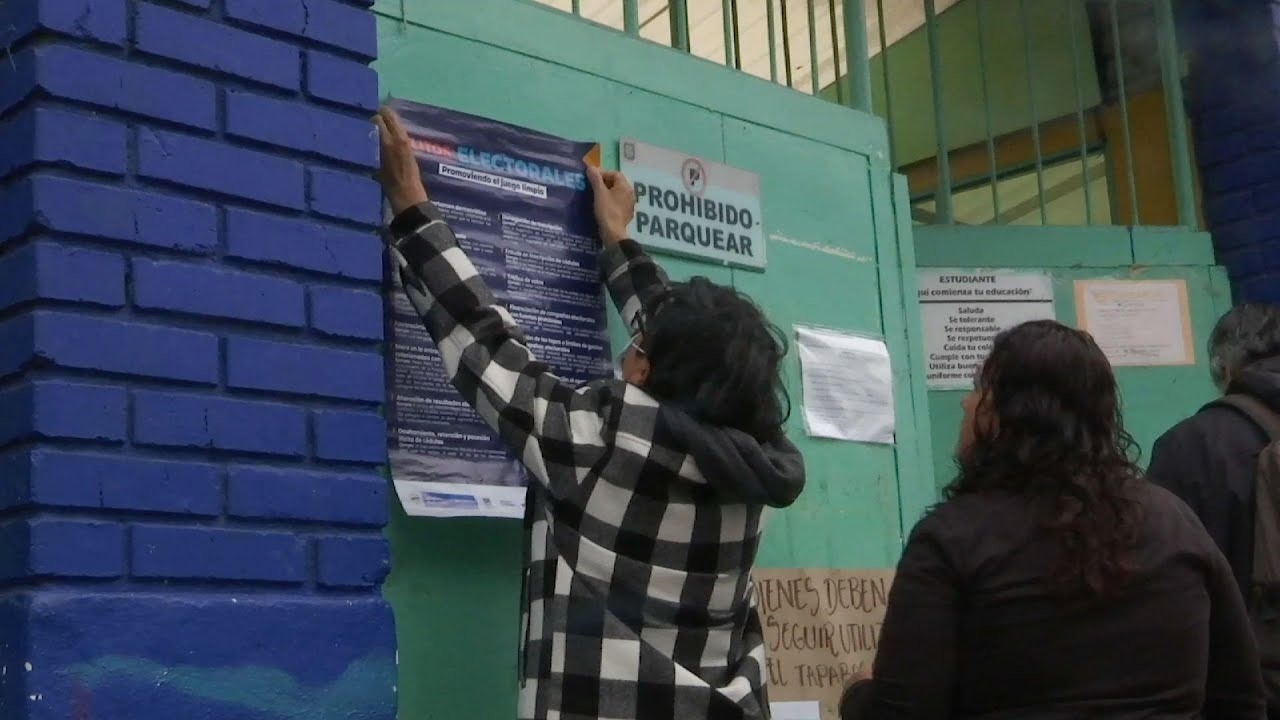 Colombians vote for leader amid discontent