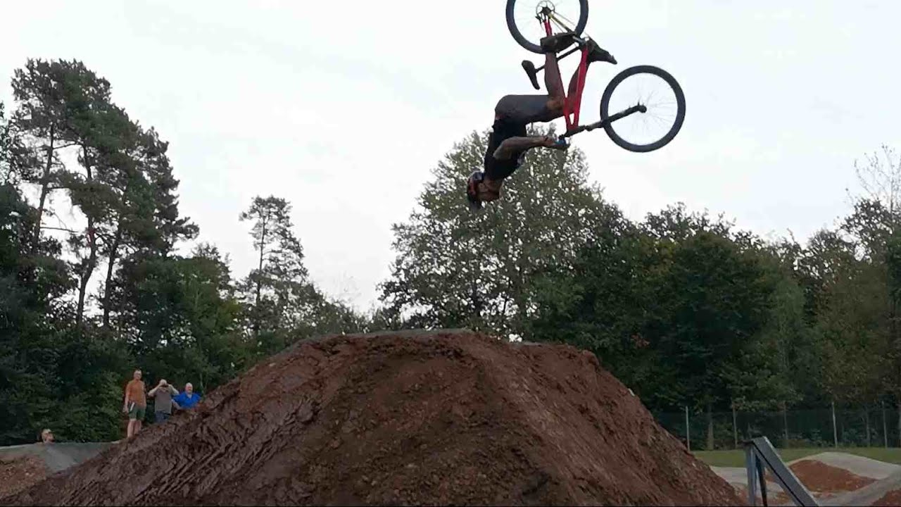 turbomatik.de, Bikepark Rhön, Timelapse, Dirtpark Stangenroth, Backflip Tricksprung, Dirtjump Kicker