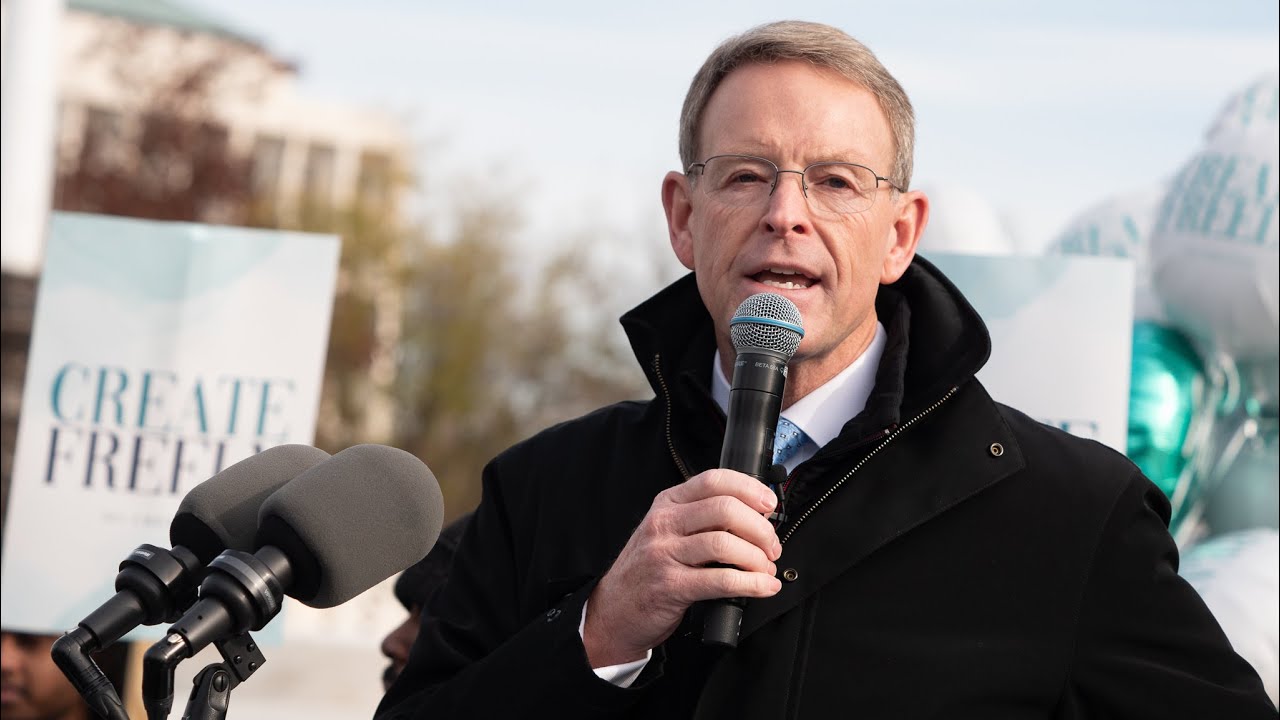 Tony Perkins Defends Free Speech at Supreme Court Rally