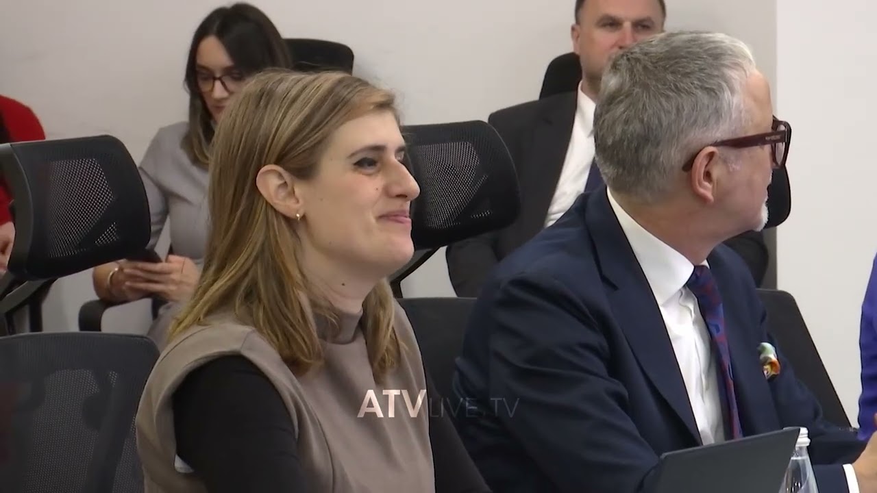 Kurti nis mandatin e tretë me kabinet të zgjeruar dhe premtime ambicioze