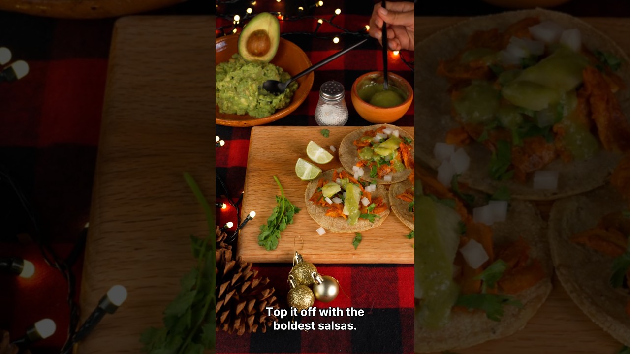 Mexican Taco Crawl 🌮 | Al Pastor Meat Slicing & Spicy Sauce Dripping 🔥#shorts#fyp#TacoAlPastor