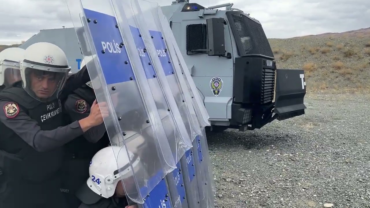 Çevik Kuvvet Şube Müdürlüğü Toplumsal Olaylara Müdahale Tatbikatı