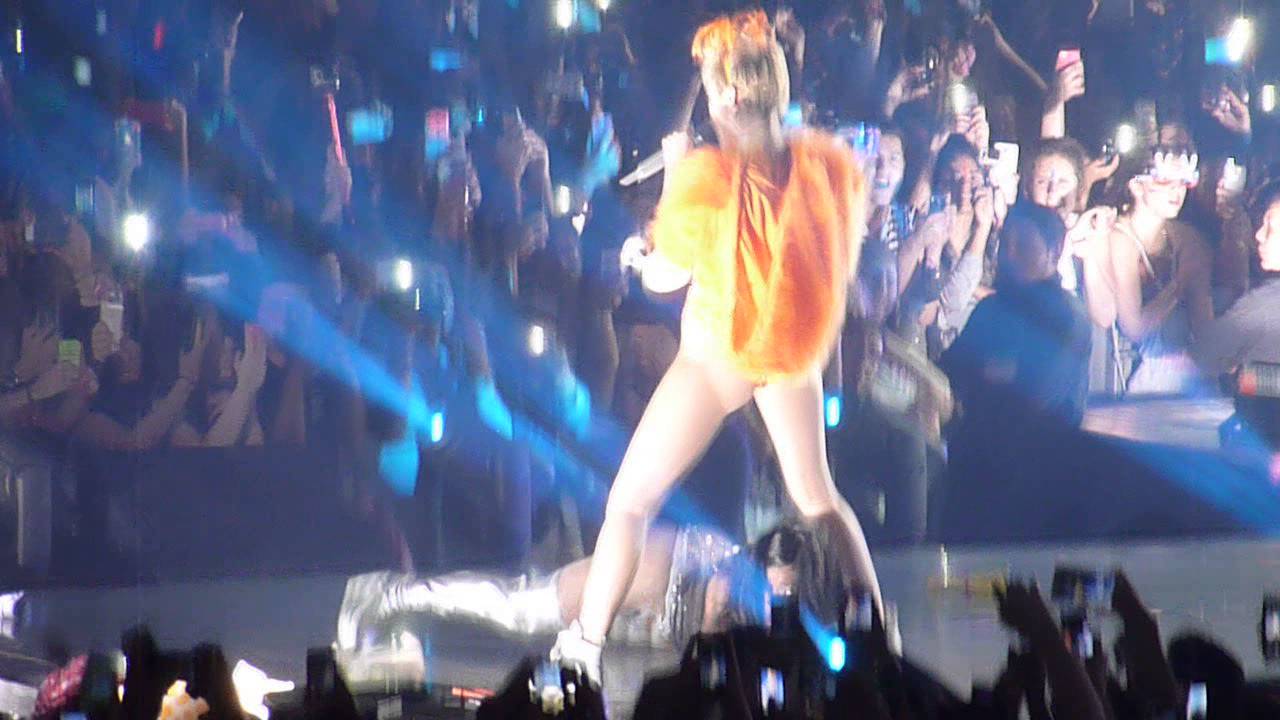 Love Money Party - Miley Cyrus (10.01.2014 - Santiago, Chile)