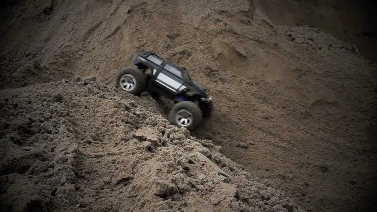 Traxxas Summit brushless sandpit