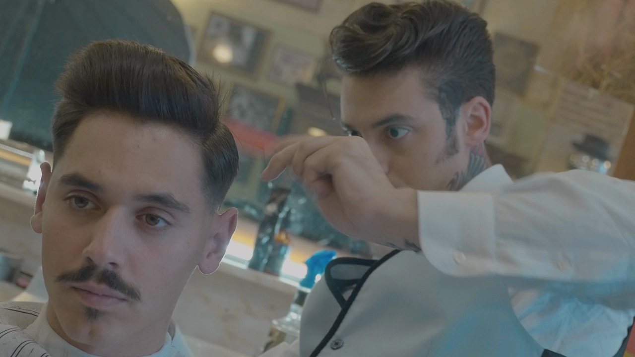 🔴  FIGARO'S Barbershop Haircut Poster MAKING OF