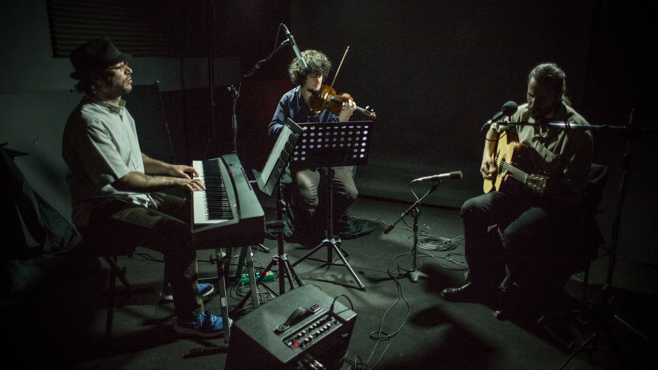 The Camera Album - Finding clouds - Paisaje