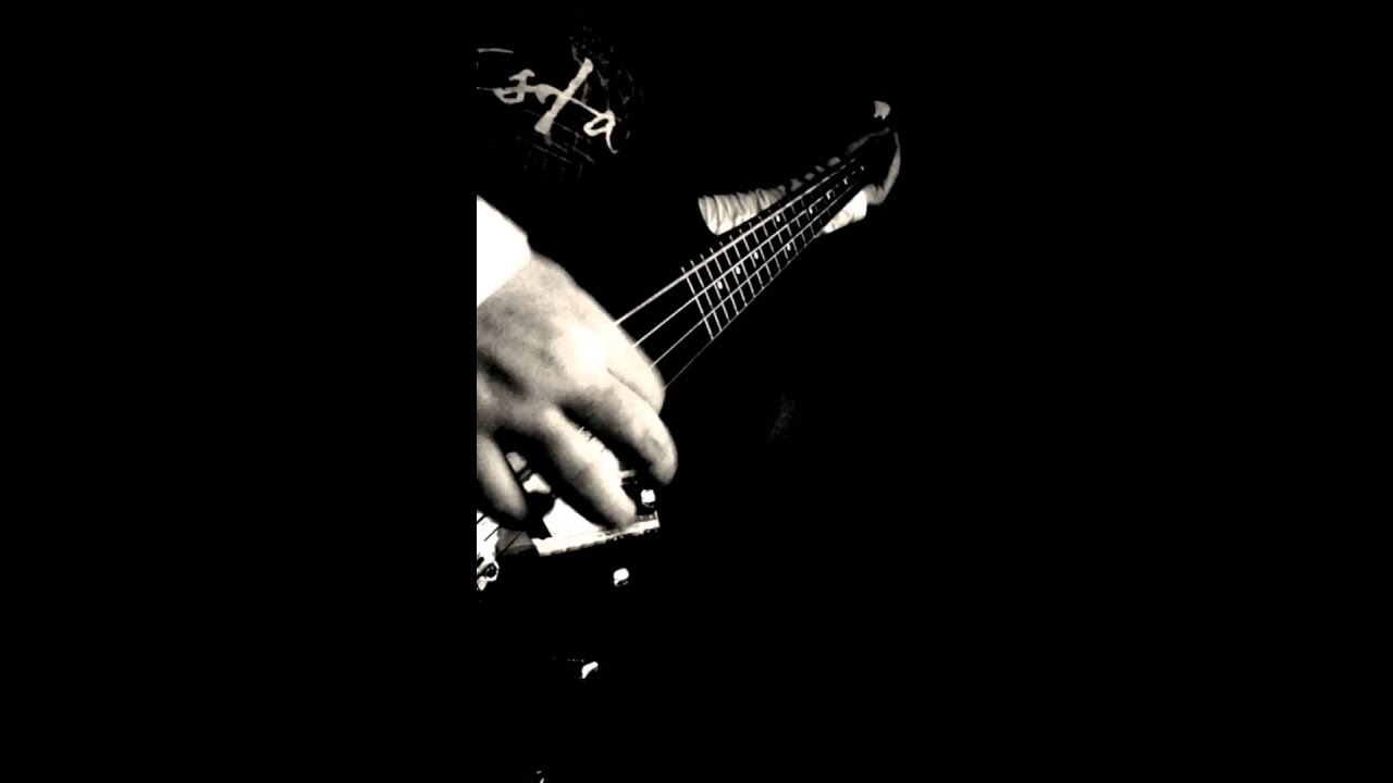 kasvetli kutlama intro ( she past away ) bass cover