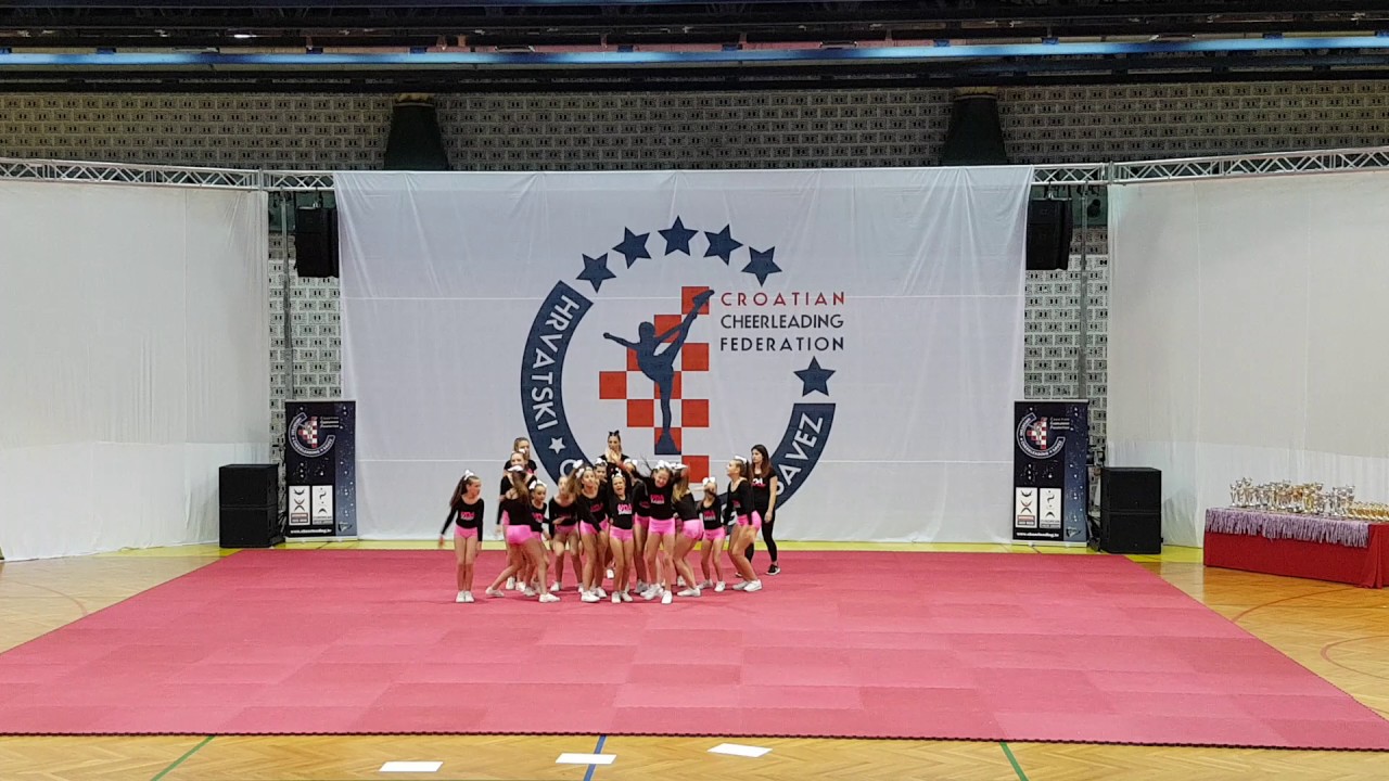 Cheerleading klub Noa - Cheer Pinky team