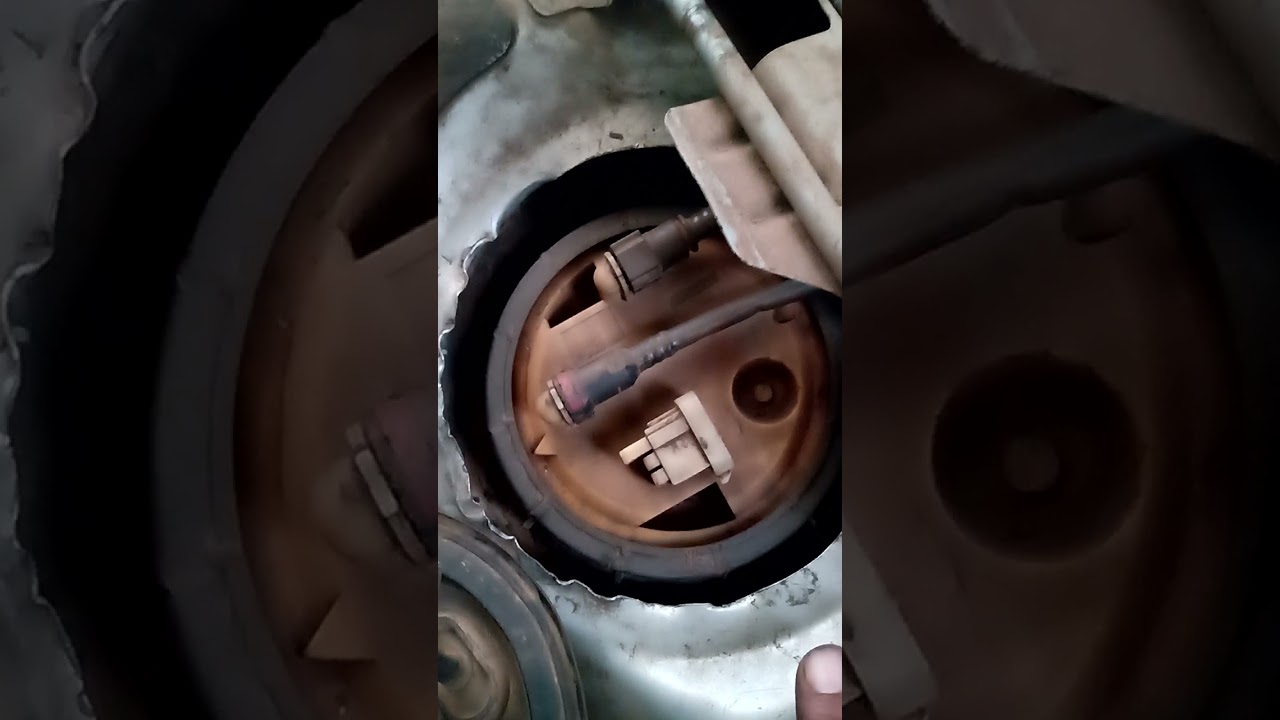 como retirar a bomba de combustível do Renault scenic