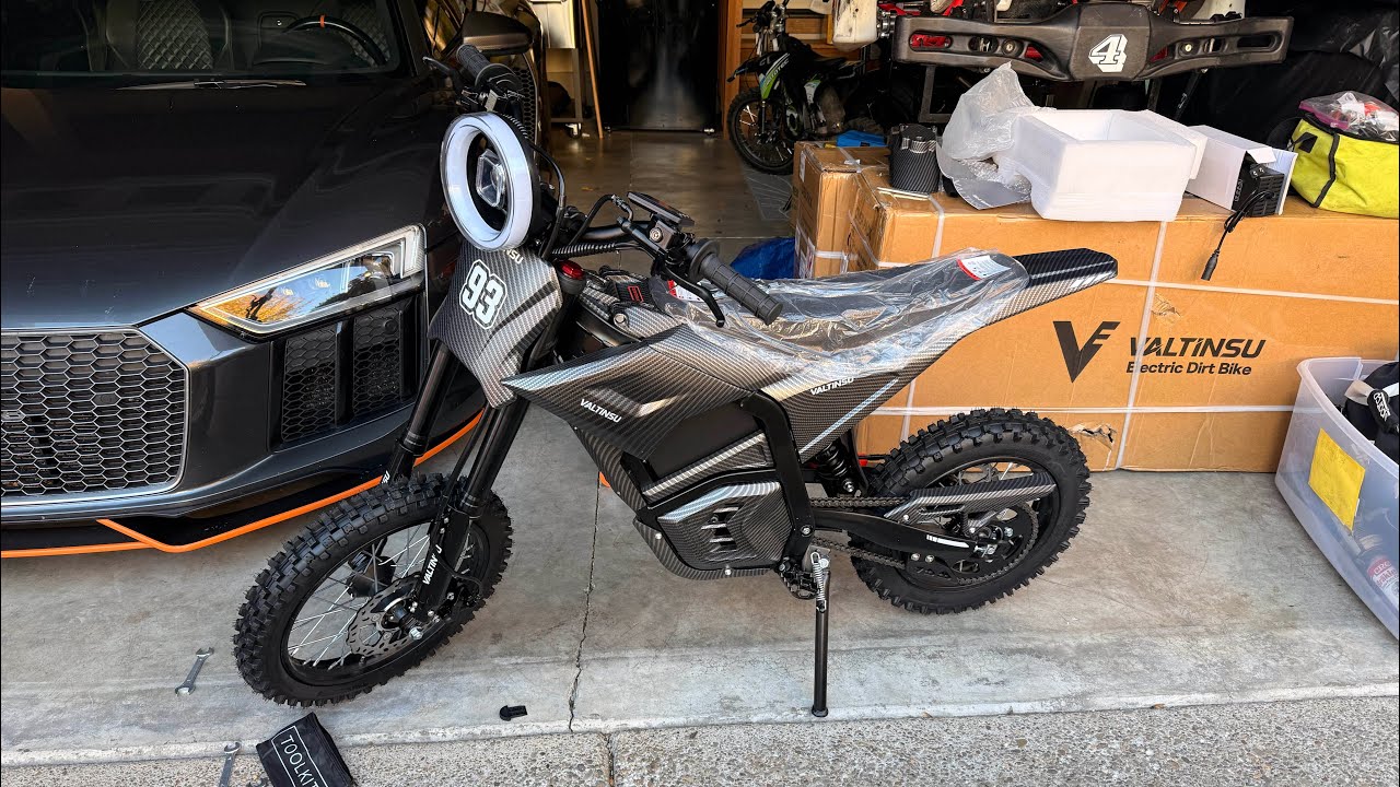 📦 Распаковываем Valtinsu EM5 48V 2500W Carbon Edition!