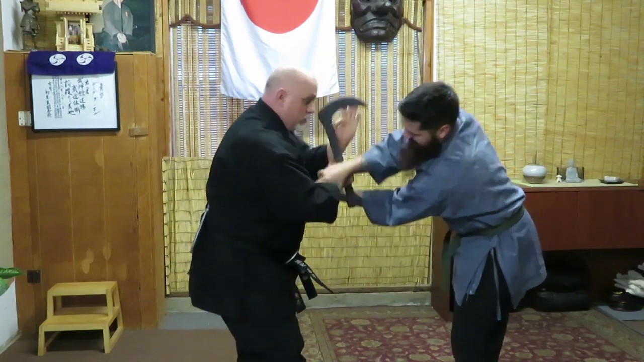 Ninjutsu Weapon Techniques: Kama-Jutsu