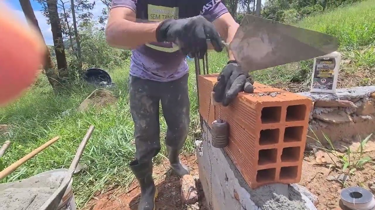 um pedreiro no meu canal