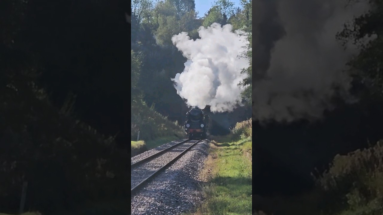 21C127 'Taw Valley' 34027 on the Bluebell Railway #TawValley #21C127 #34027 #GiantsofSteam