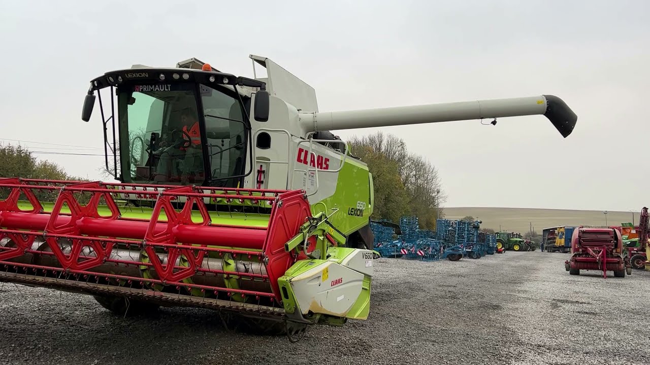 2012 Claas Lexion 650 Small Grain combine I St Aubin, France Auction - 7 & 8 December