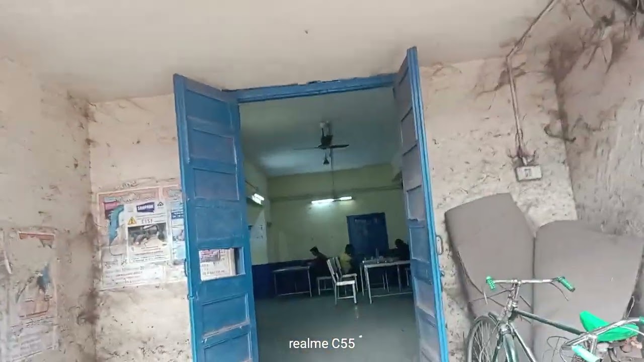 भिलाई स्टील प्लांट जहाँ ईरान पत्थर को पिघला कर लोहा बनाया जाता है 