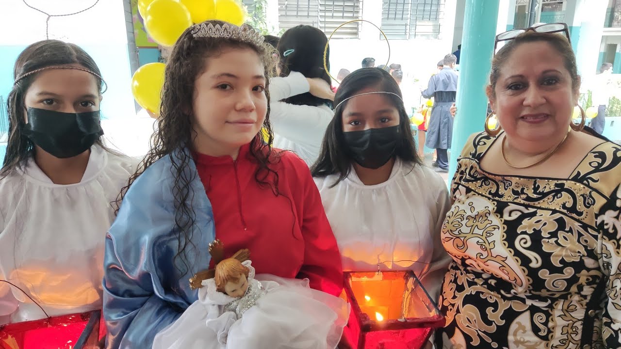 Acto Mariano 2 octavo grado A CENTRO ESCOLAR CATOLICO SAN VICENTE DE PAUL SONSONATE EL SALVADOR