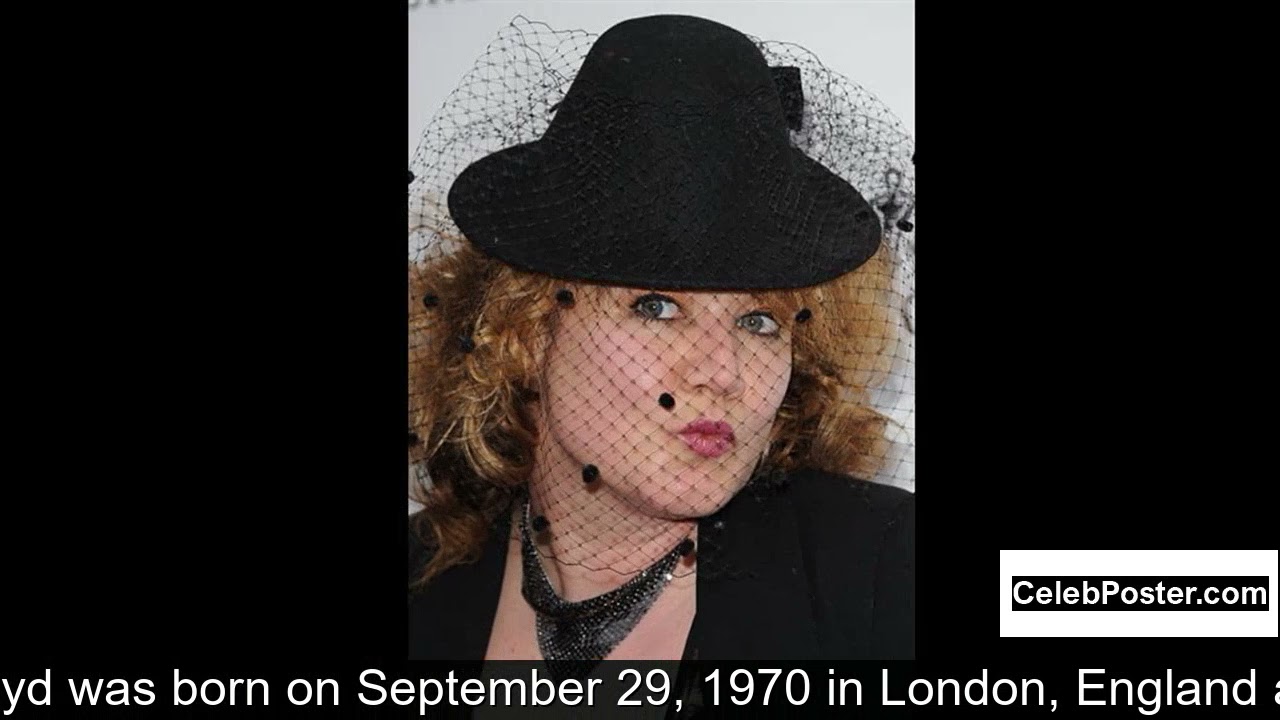 Emily Lloyd biography