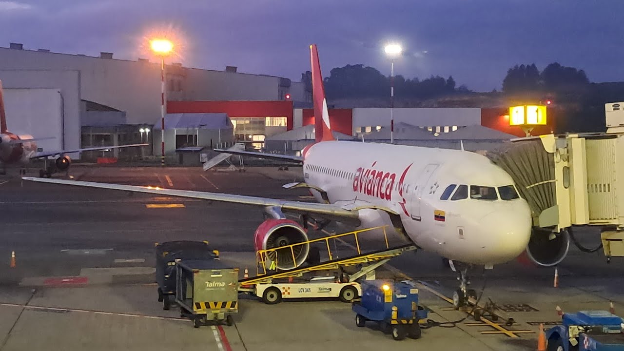Avianca (Star Alliance) AV8435 MDE-BOG Medellin Departure (Full Report)