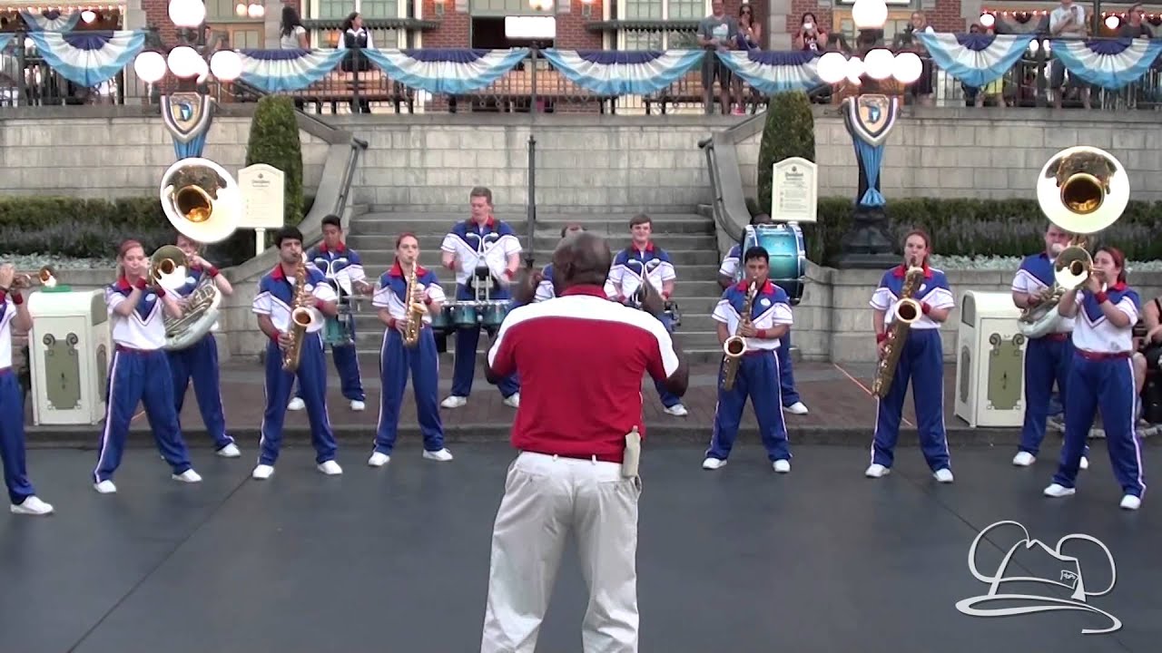 Earth Wind And Fire Tribute - 2015 Disneyland Resort All-American College Band - Last Day