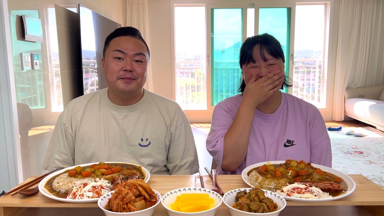 돈까스 카레? 카레 돈까스? 뭣이 중헌디! 맛있으면👌 (ft.오이지무침) | Home meal (Pork Cutlet Curry, Cucumber Pickle) Mukbang